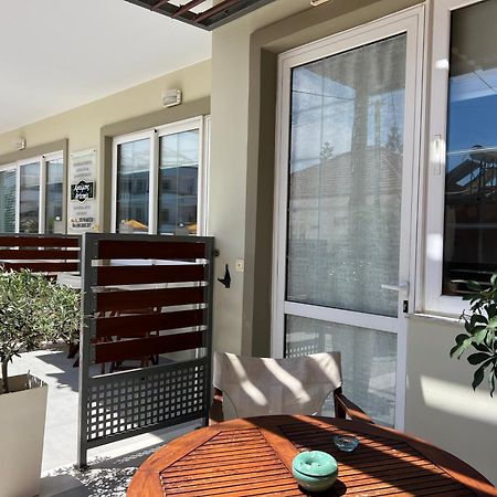Artemis Rooms Two Steps By The Sea Platanés Exterior photo