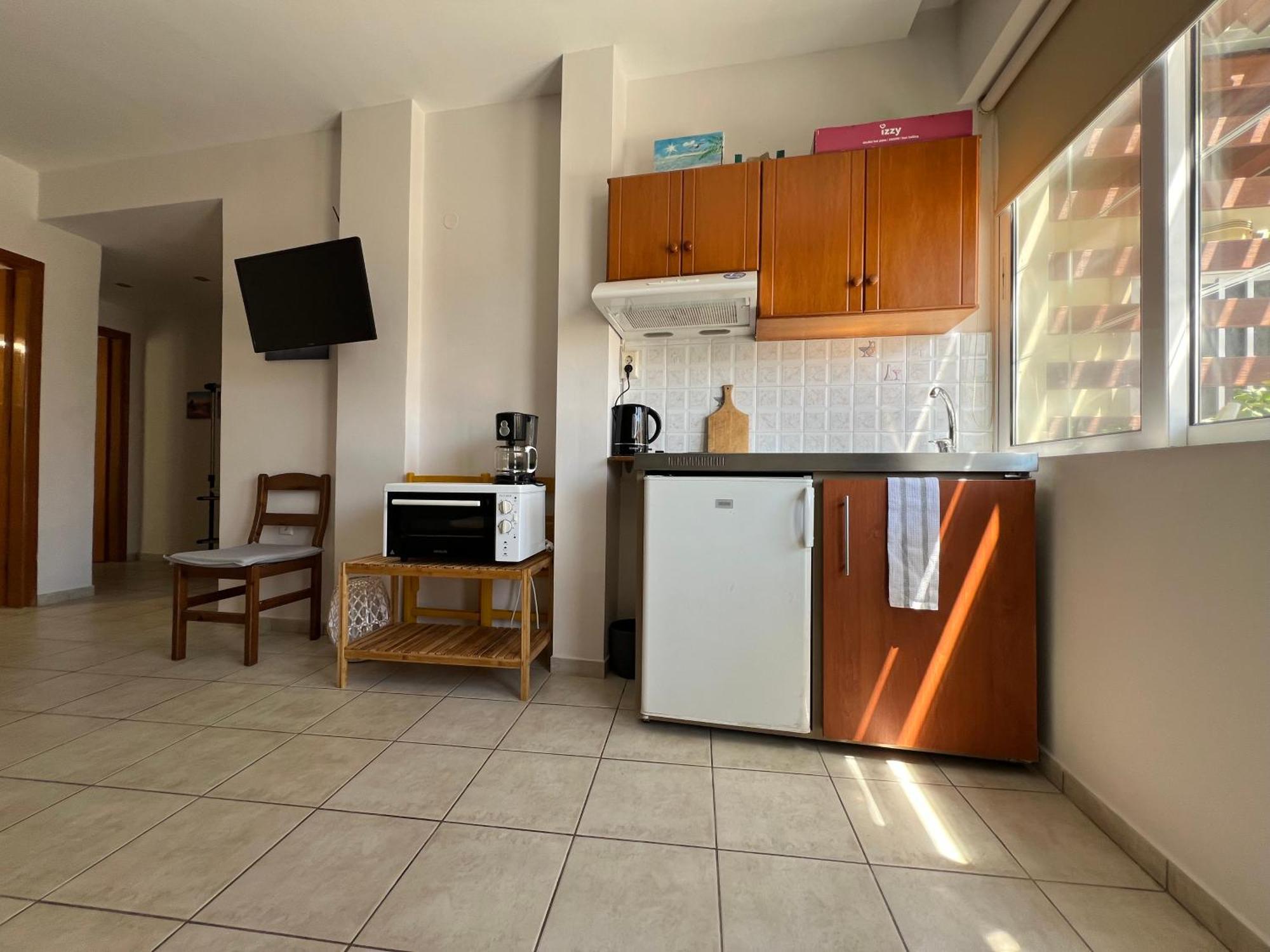 Artemis Rooms Two Steps By The Sea Platanés Exterior photo