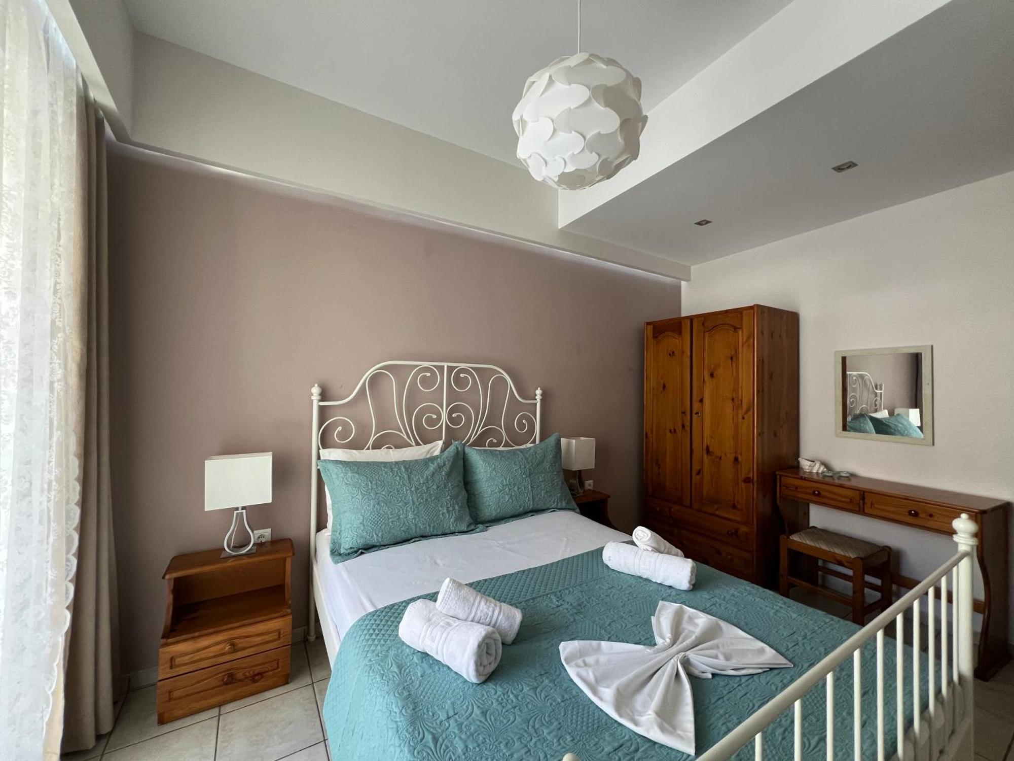 Artemis Rooms Two Steps By The Sea Platanés Exterior photo