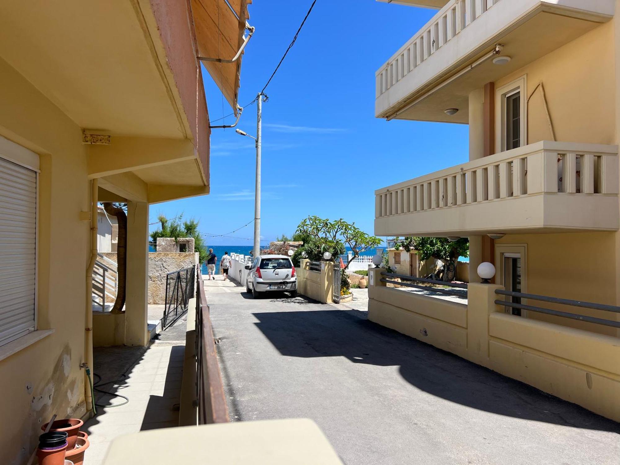 Artemis Rooms Two Steps By The Sea Platanés Exterior photo