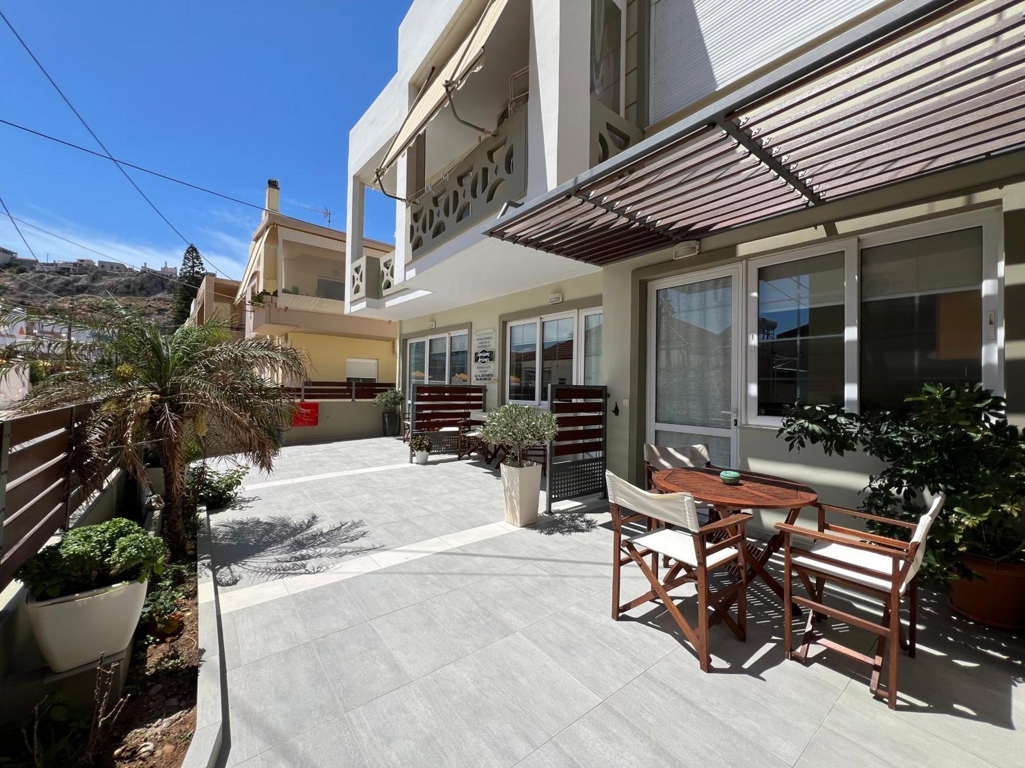 Artemis Rooms Two Steps By The Sea Platanés Exterior photo